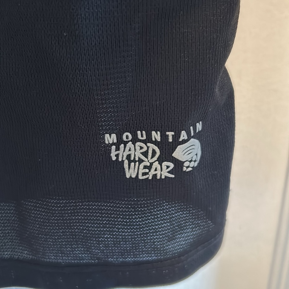 Mountain Hardware Long Sleeve Layer - image 3